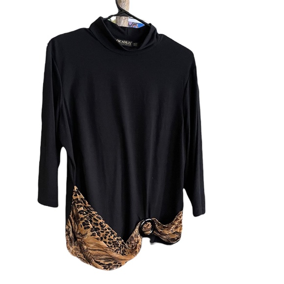 Two Piece Skirt Set - Picture 3 of 5